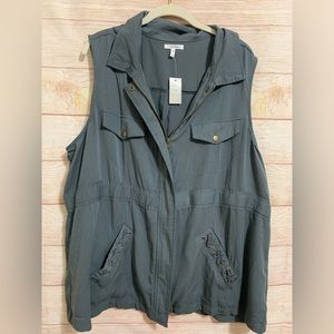 NTW forest green utility vest